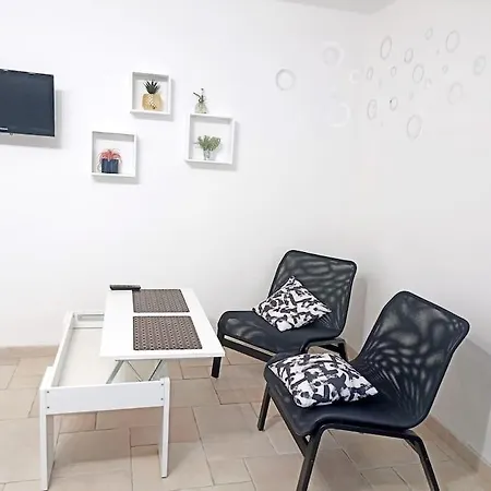 Nice House Rent Guest house Saint-Laurent-du-Var